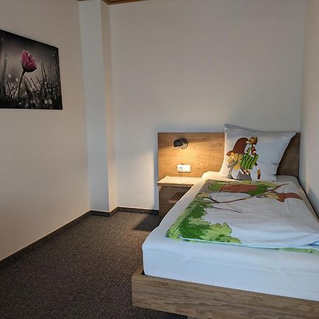 Lauras Landhauspension Medebach Exteriör bild