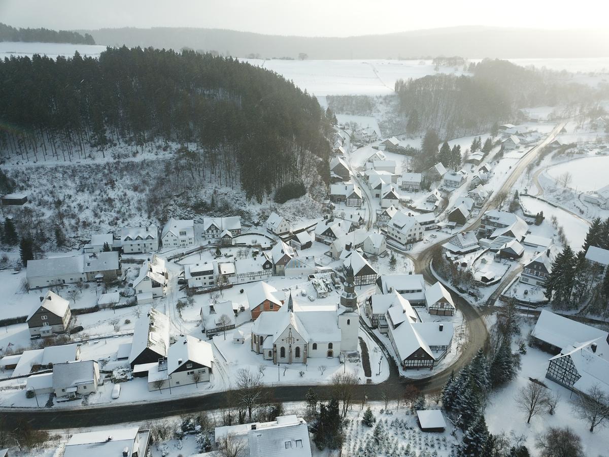 Lauras Landhauspension Medebach Exteriör bild